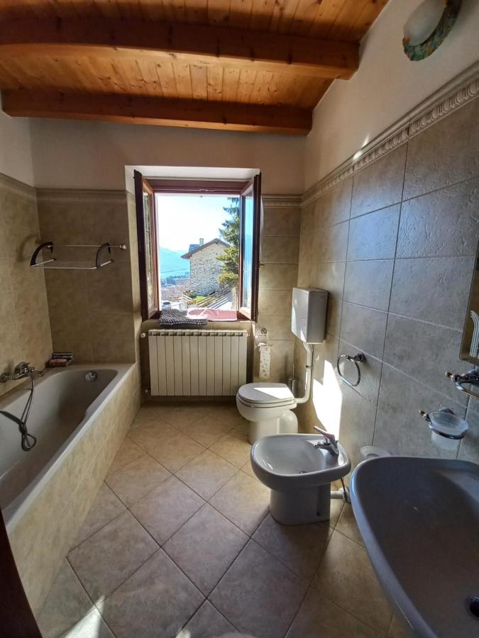 Casa Vacanza Da Ghislin Teglio Exteriör bild