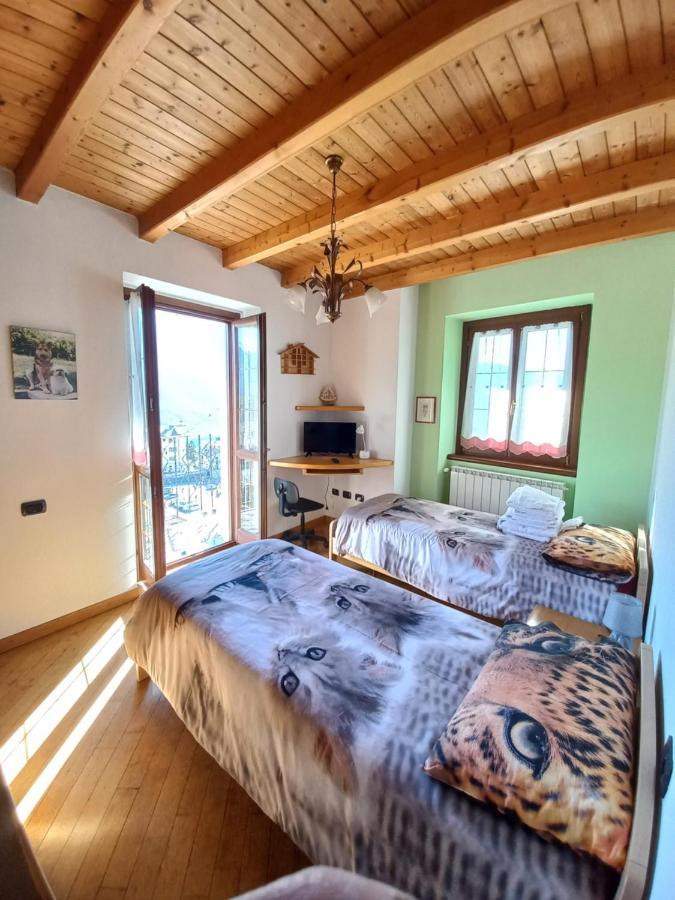Casa Vacanza Da Ghislin Teglio Exteriör bild